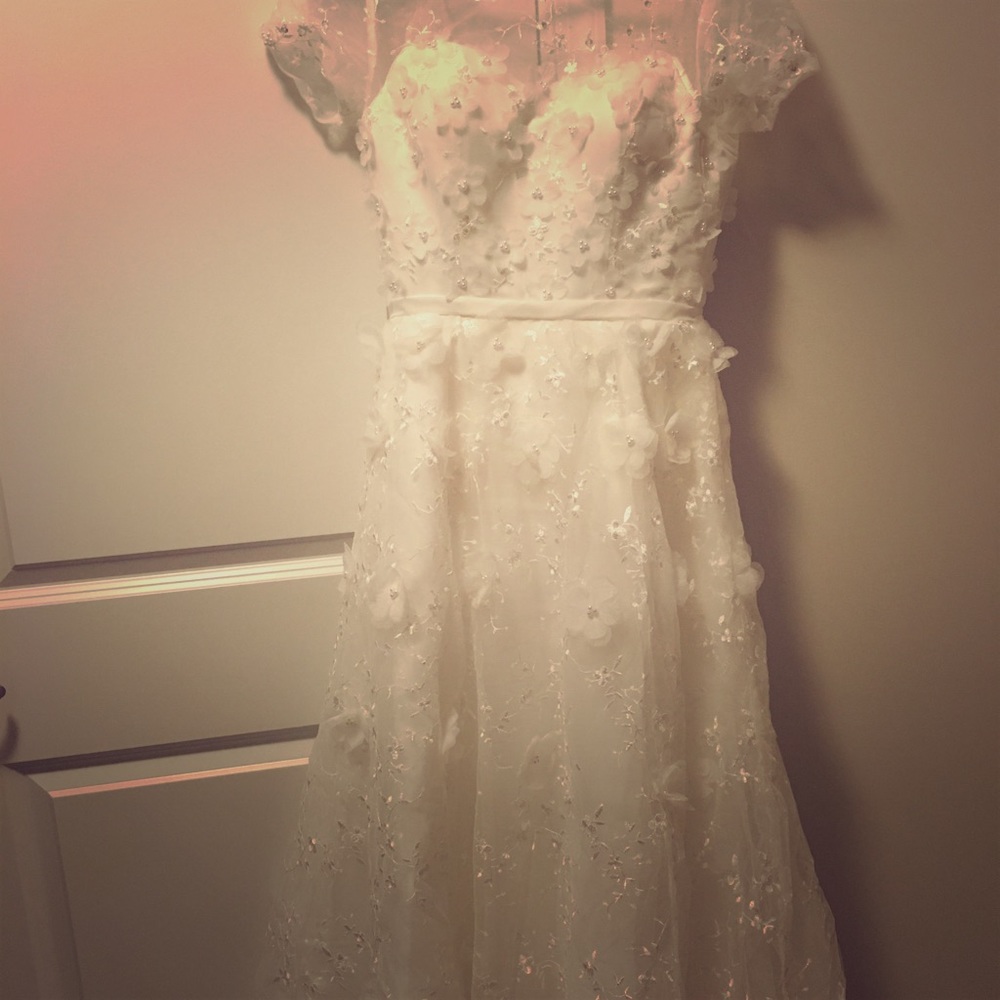 Wedding Dress Very Pretty Wearing Only Once